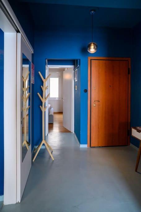 Bluexenia 1 Bedroom Retro Luxury Athens Exterior photo